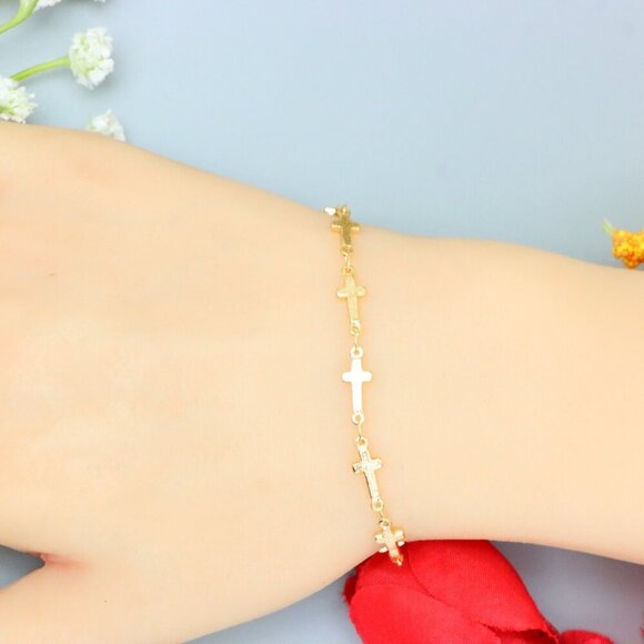 "Elegant & Trendy Bracelet, A Perfect Gift for Women, Thoughtful, EVCH1836 - Picture 5 of 10